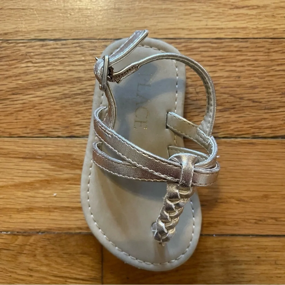 The Children’s Place | Gold Metallic Braided Sandals | Size 4